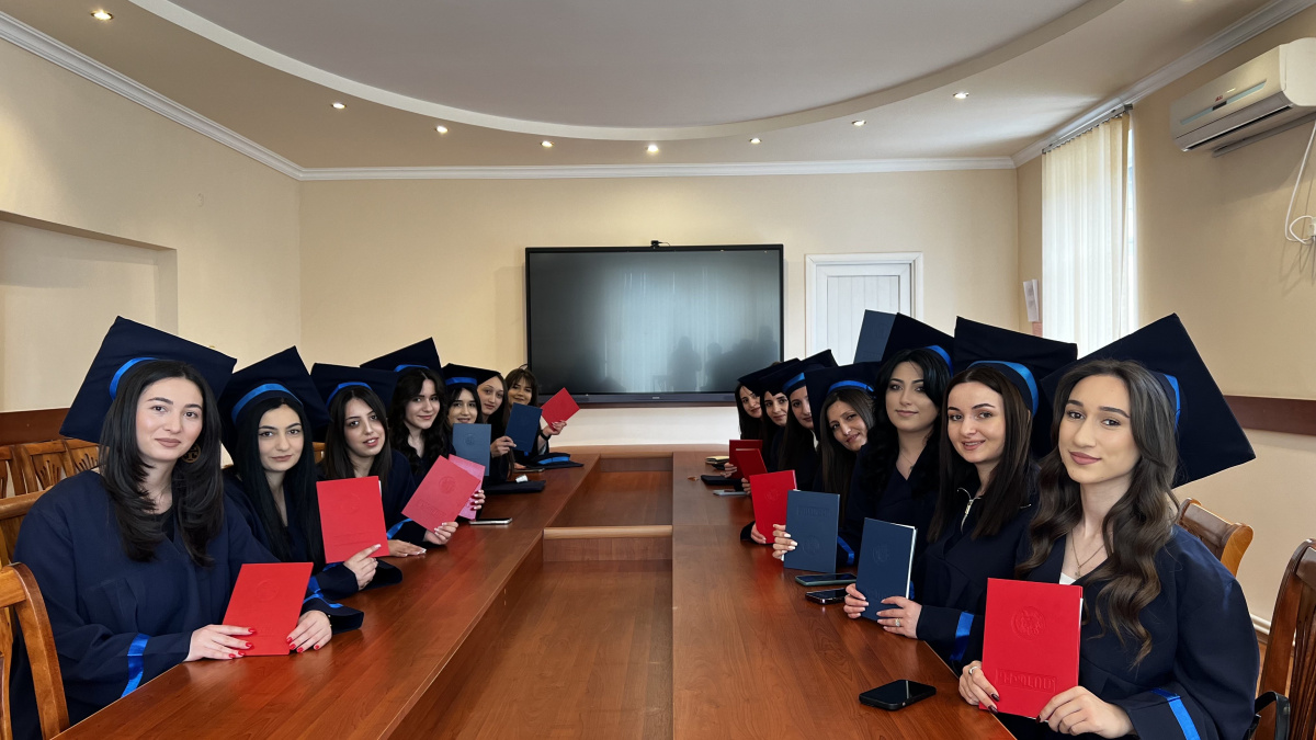 ԵՊՀ ԻՄ մագիստրատուրայի՝ 2025 թ. շրջանավարտների դիպլոմների հանձնման արարողություն