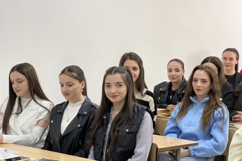 Պրոֆեսոր Թոմաս Բեյերը ԵՊՀ Իջևանի մասնաճյուղում